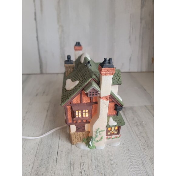 Dept 56 55859 Ruth Marion Scotch woolens village accessory xmas - Picture 5 of 9